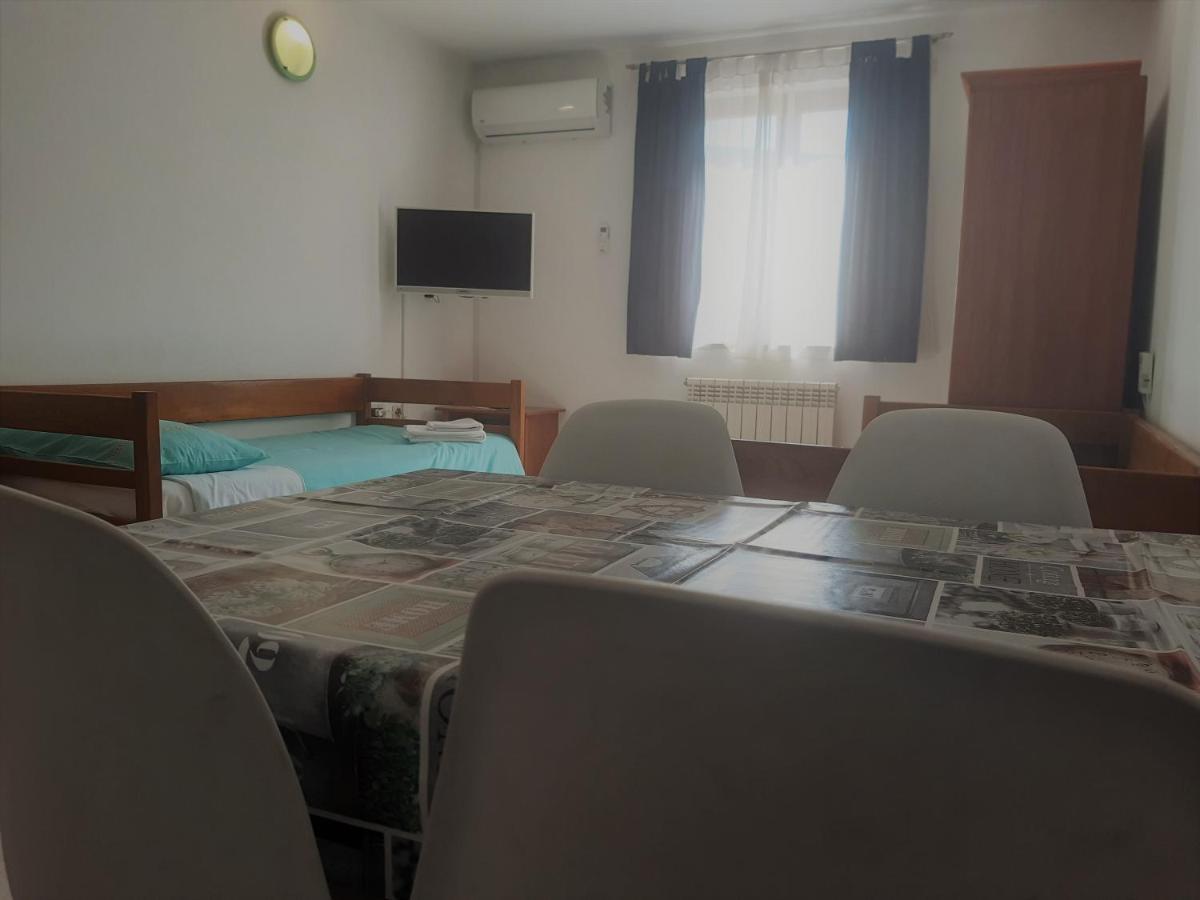 Apartments Barbara Gregovica Pula Luaran gambar