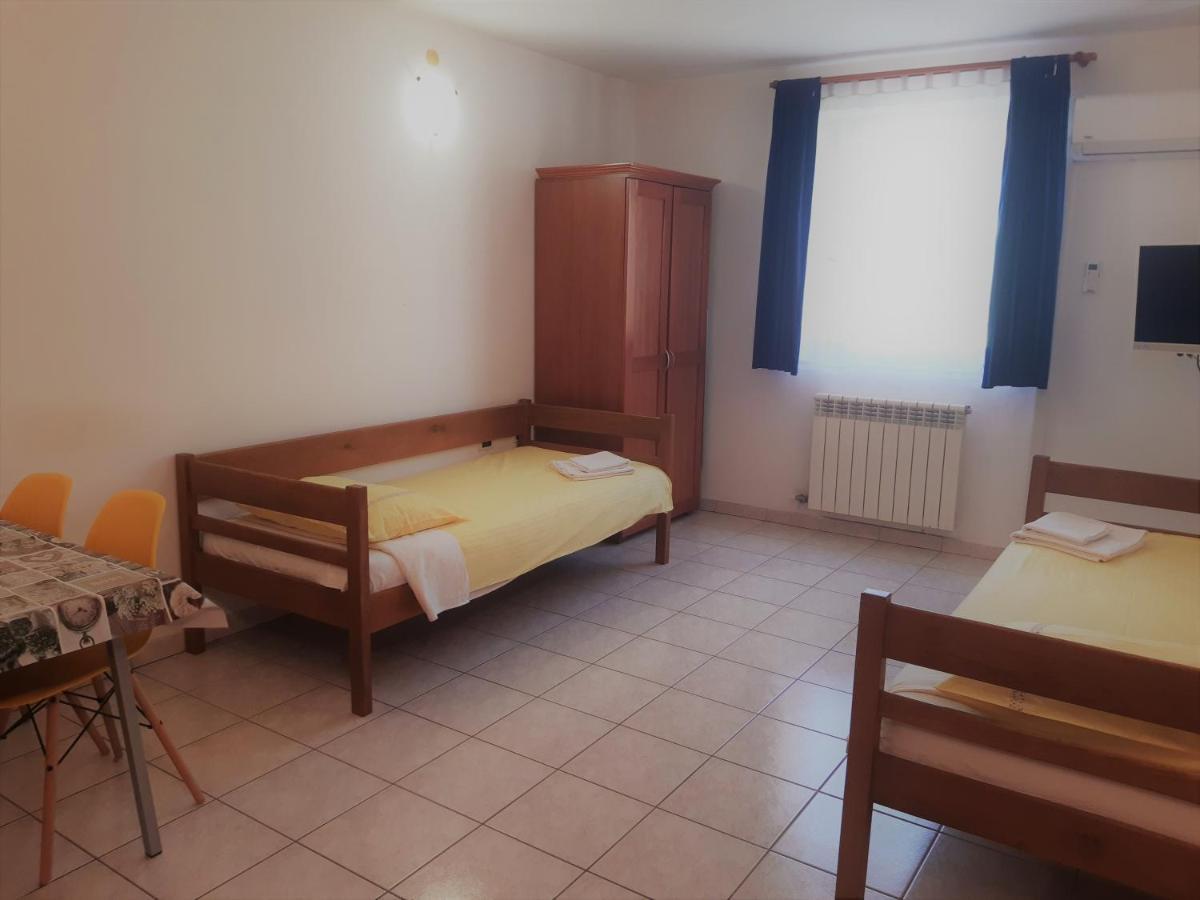 Apartments Barbara Gregovica Pula Luaran gambar